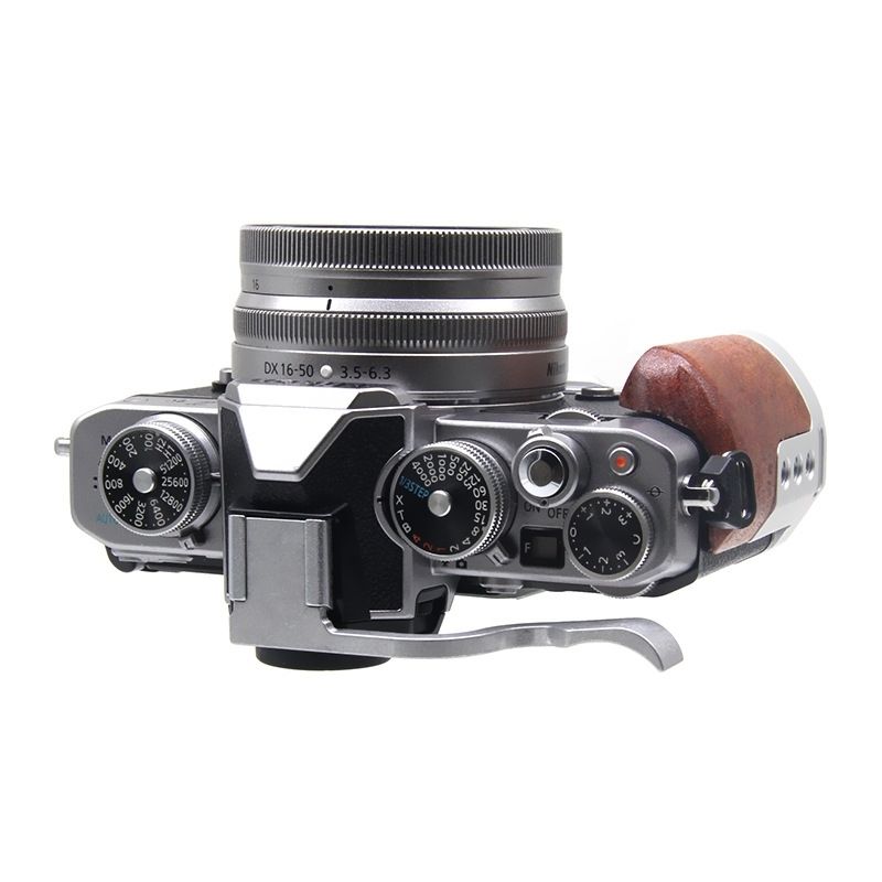 Akcesoria do aparatu ZFC: Uchw – Hot Shoe Adapter recenzja i cena