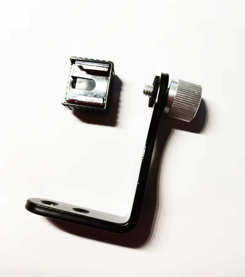 W pełni metalowy uchwyt na zim – Hot Shoe Adapter recenzja i cena