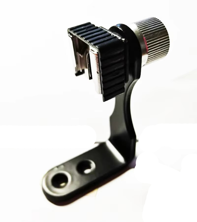 W pełni metalowy uchwyt na zim – Hot Shoe Adapter recenzja i cena
